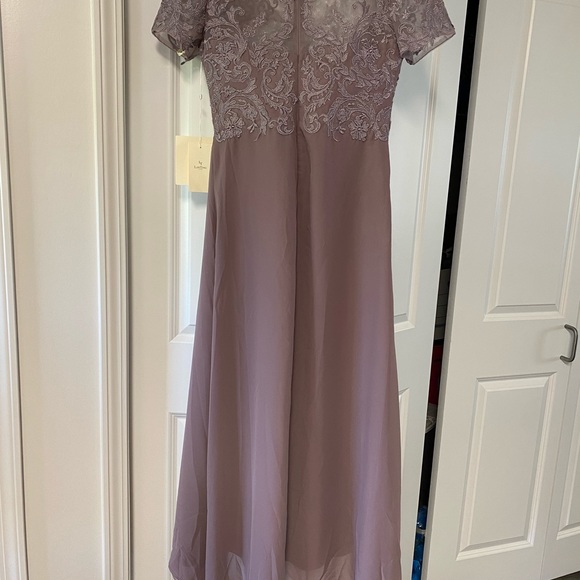 Mother of the bride or groom dress - Picture 3 of 3